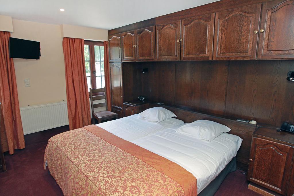 Logis Hotel Le Menobu Theux Habitación foto